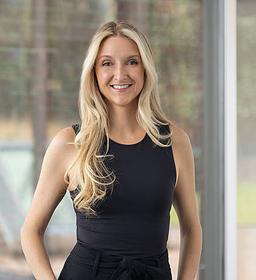 advisor profile photo